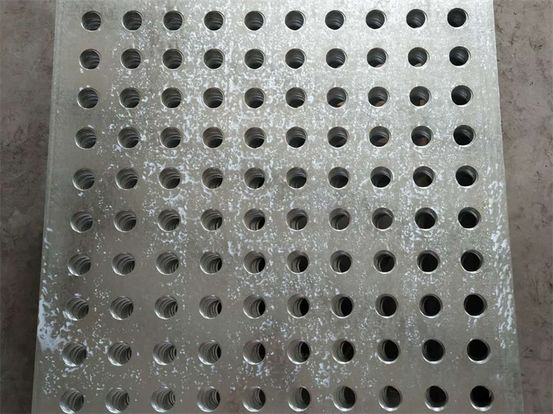 熱鍍鋅沖孔網(wǎng)